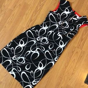 Black and White Sandra Darren dress